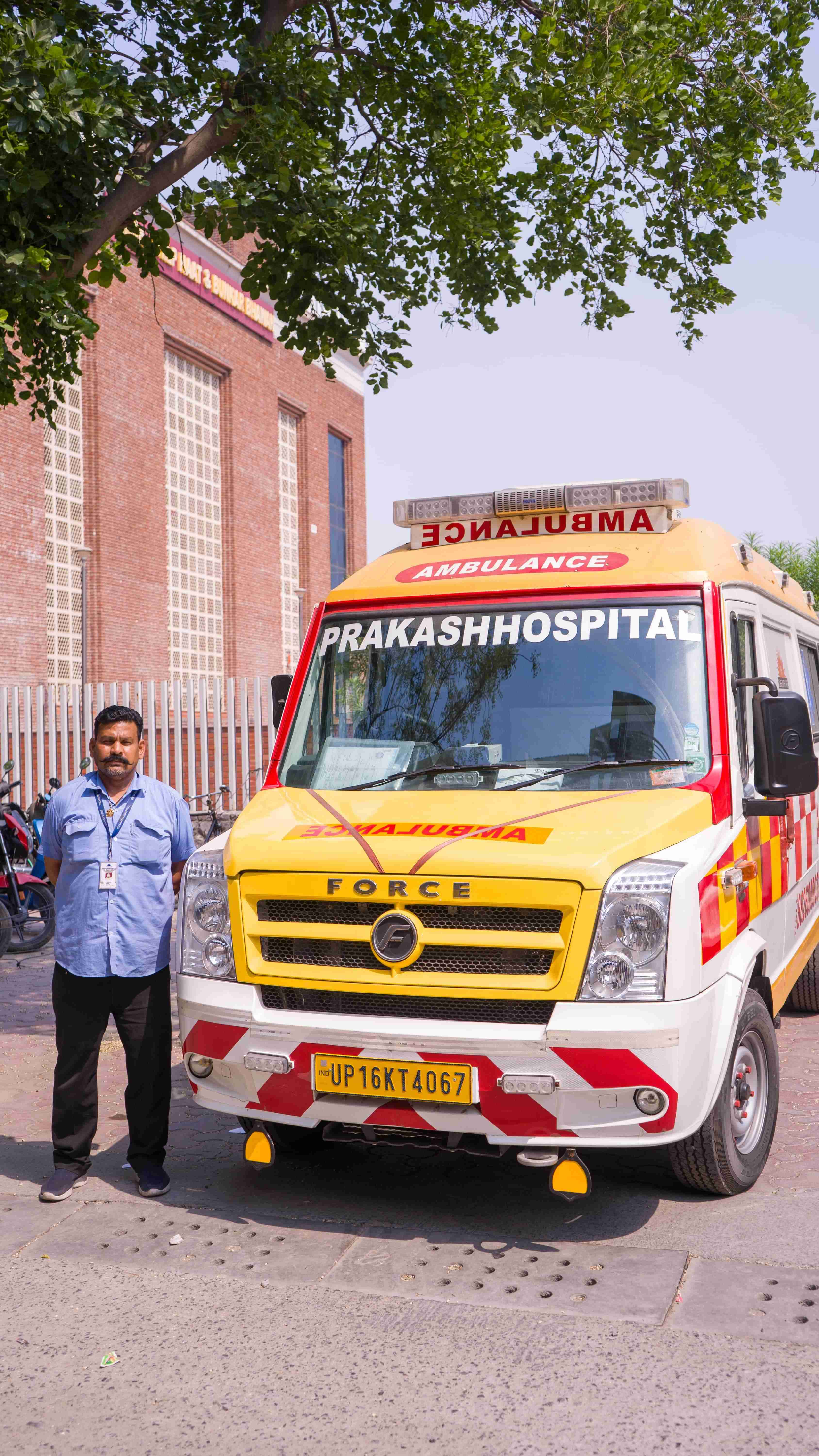 Emergency services available at the best hospital in Noida.